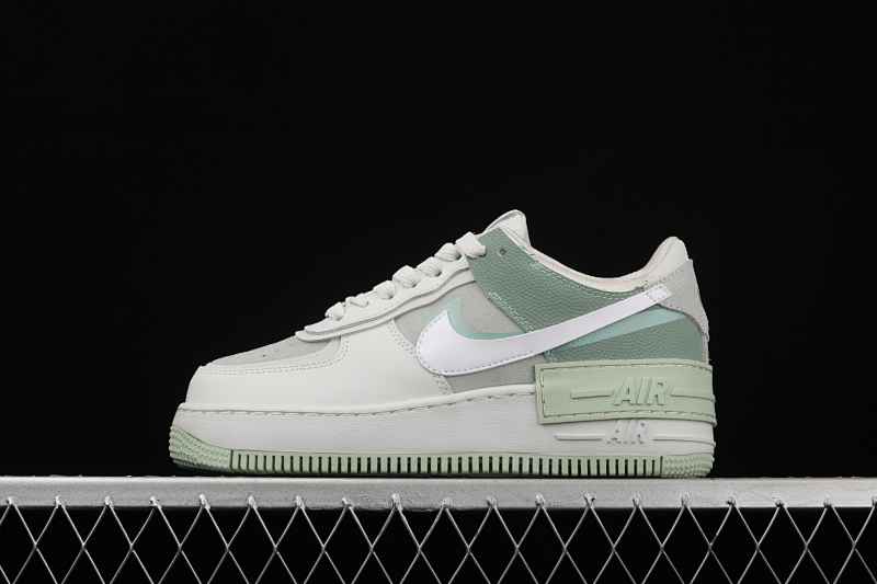 Version Nike Air Force 1 Shadow Air Force 1 Low Top Skate Shoes CW2655-001